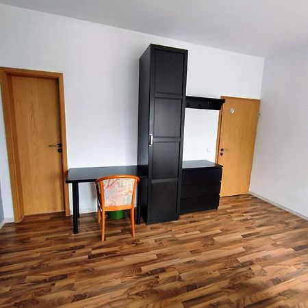 Monteurzimmer - Waldbronn Exteriör bild
