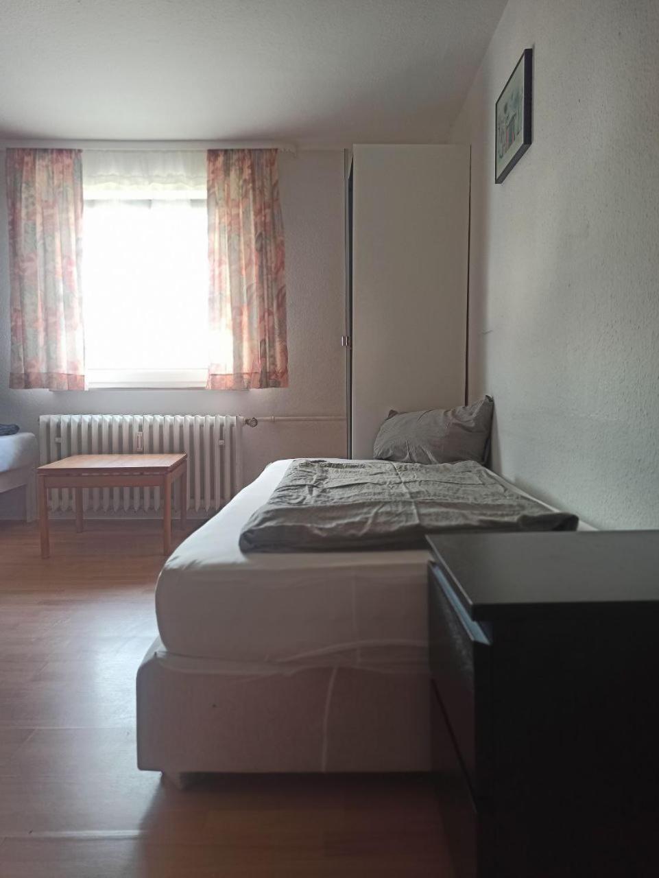 Monteurzimmer - Waldbronn Exteriör bild